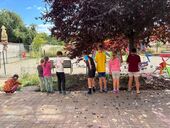 Dětské hřiště před centrem